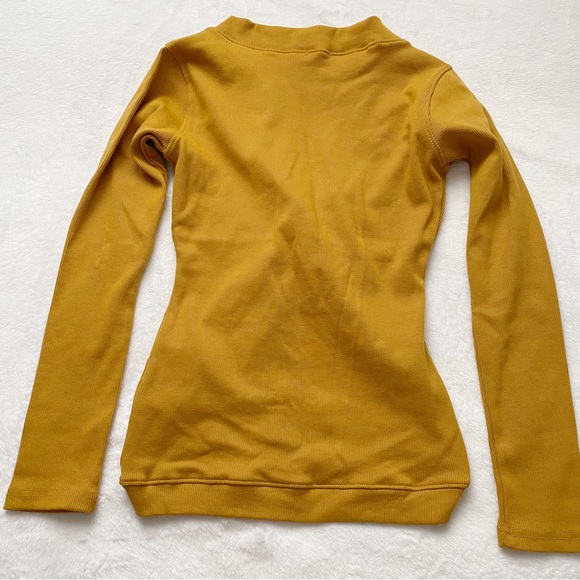 NWT Nasty Gal Mustard Ribbed Cinched Center Pullover Top - Picture 6 of 11